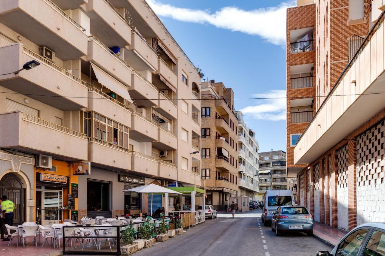 Apartment Studio Relax Torrevieja Exterior foto